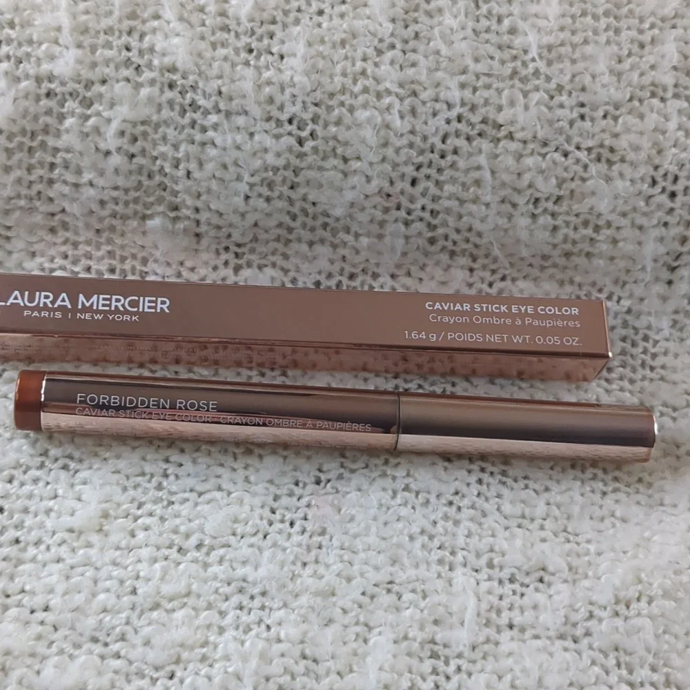 laura mercier RoseGlow Caviar Stick Eye Shadow in Forbidden Rose, 1.64g/…